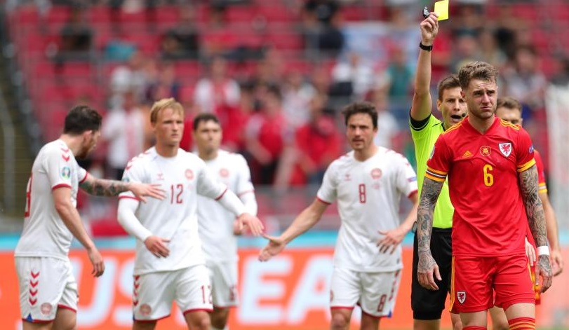 欧锦赛：丹麦胜威尔士 晋级八强