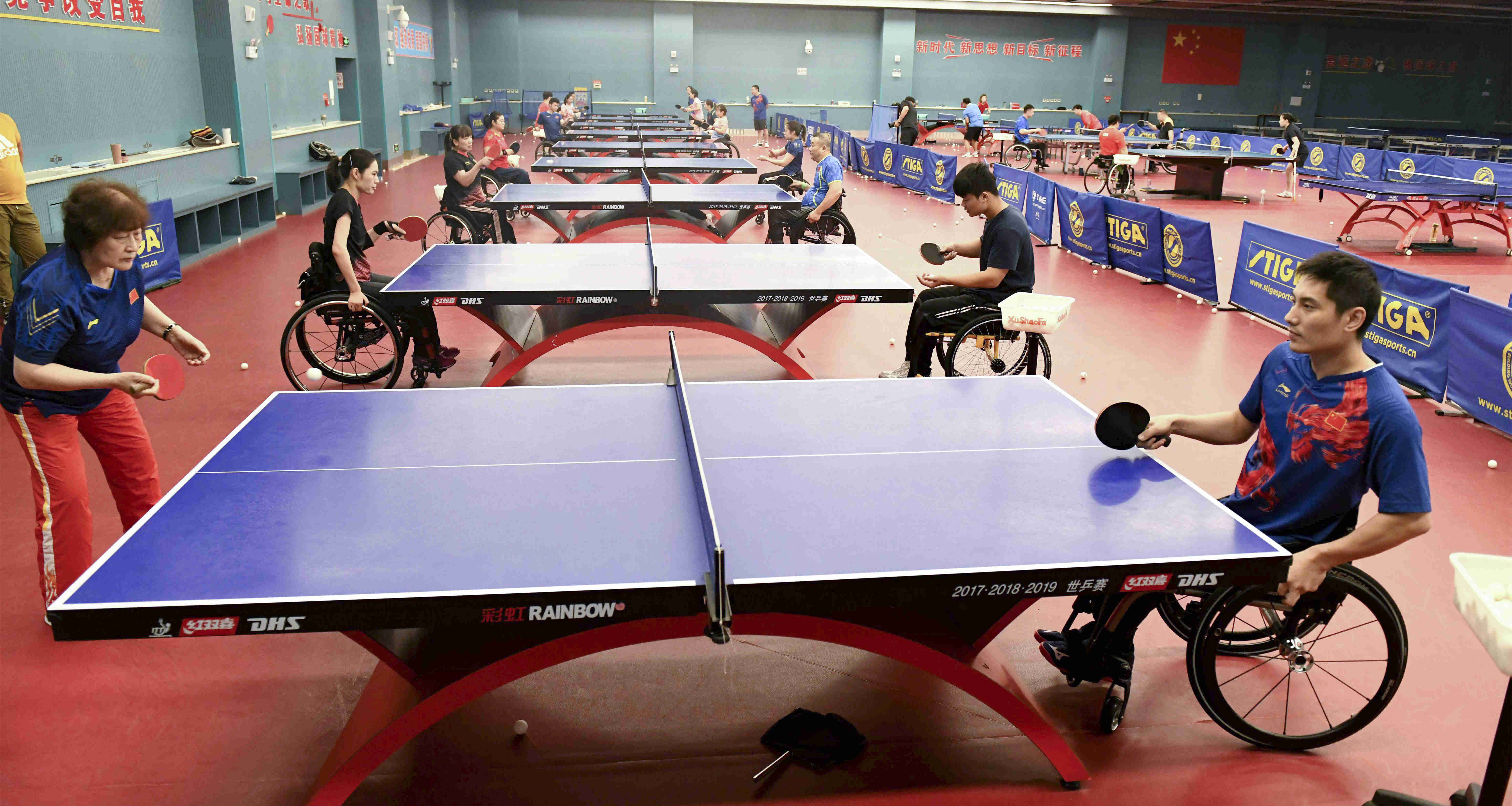 中国残疾人乒乓球队备战东京残奥会