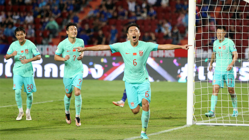足球——世预赛：中国胜泰国